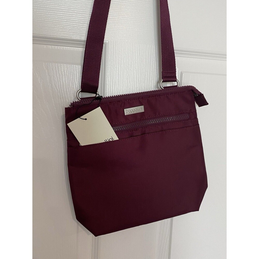 Baggallini Womens CROSSBODY Bag Water Resistant Shoulder PURSE Burgundy NEW